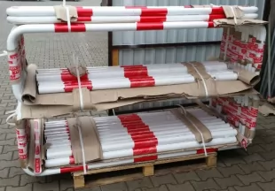 Bariera chodnikowa U-12a olsztyńska | do wkopania, wbetonowania, biało-czerwona